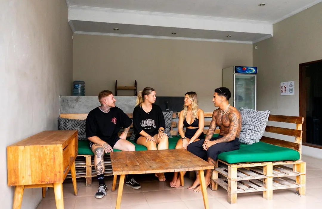 Lay Day Hostel Canggu-1